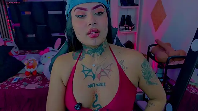 LauriInk1 – Naživo XXX chat