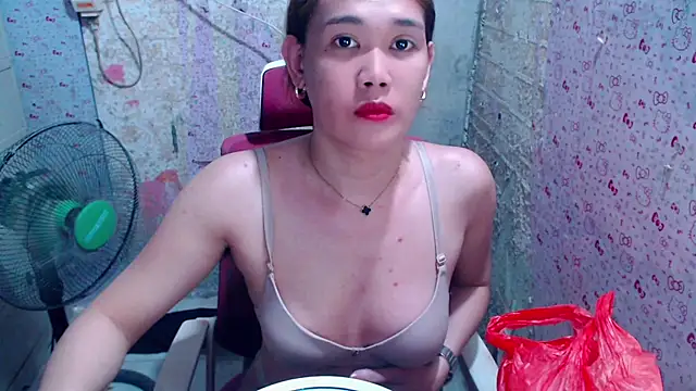 XXX chat uživo modela JuicyFoxCock