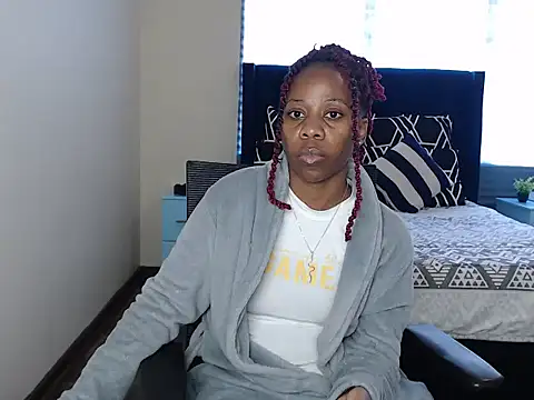Chat XXX ao vivo de QUEENMANDYY