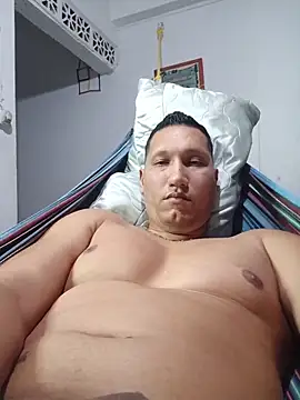 Tom_Hardy11 Adlı Modelin Canlı XXX Sohbeti