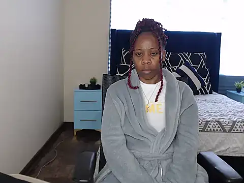 QUEENMANDYY: απευθείας συνομιλία ΧΧΧ