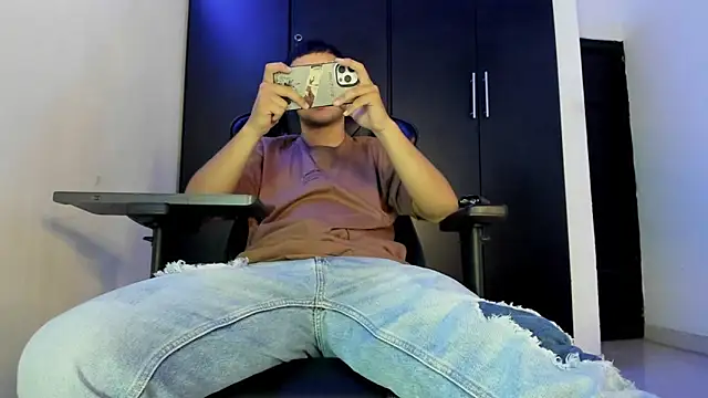 Czat XXX na żywo – Liam_Mateo
