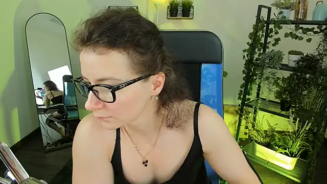 AureliaGleam's Live XXX Chat
