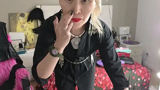 RoxalanaStar Chat XXX live