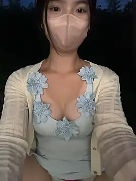 gougou13 Live XXX Chat
