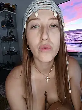 Chat +18 de Susiee_Redd ao vivo