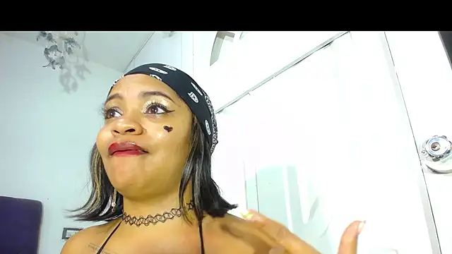 แชท XXX สดของ Squirter_pussybomb