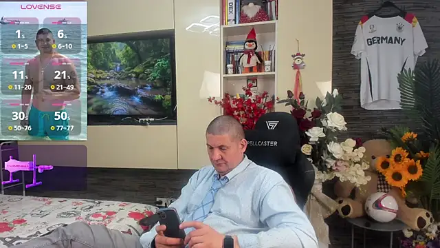 SpartacusDaddy48 Chat XXX live