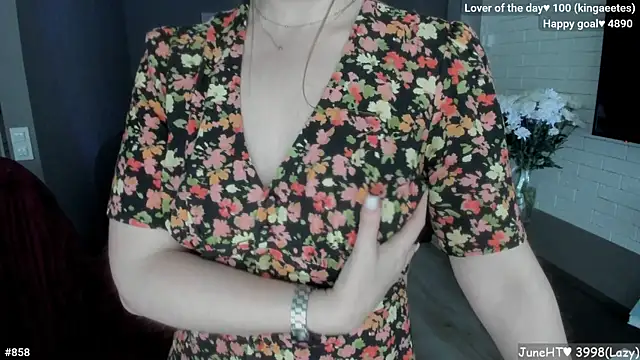 Chatroom XXX en direct de LizaGost
