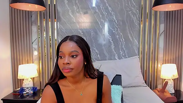 Chat +18 de EmilyDiaaz ao vivo