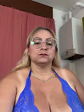 x_elena_x's Live XXX Chat
