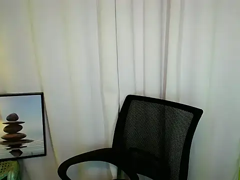 TsCyra_foxxx's Live XXX Chat
