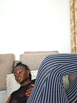 bustytemptress1's Live XXX Chat