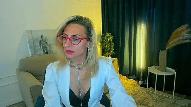 MuseOfStage live XXX chat