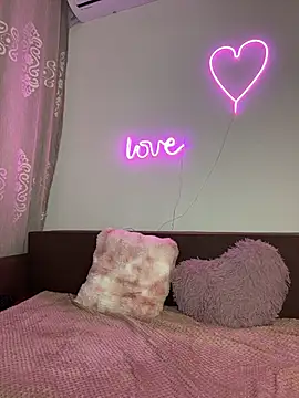 Sabrinedivinee live XXX chat