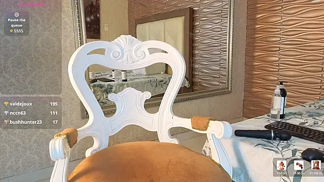 Miladiosa 라이브 XXX 채팅