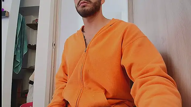 thomas_gun Live XXX-chat