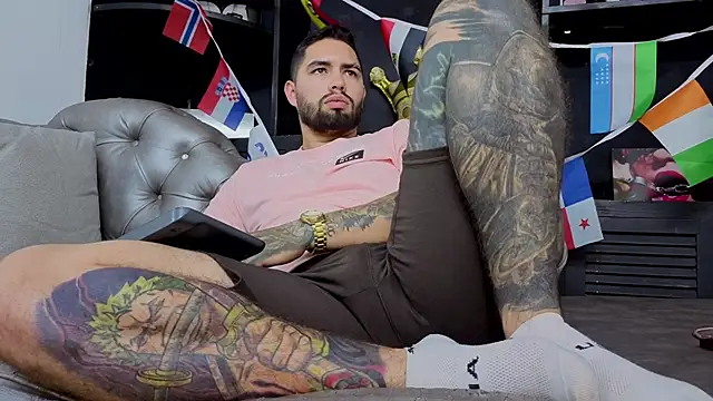 Chatroom XXX en direct de matteosantos
