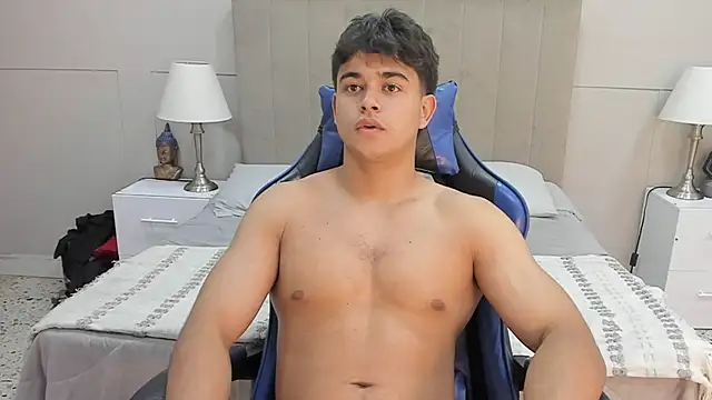 Chatroom XXX en direct de Charlie___Musk