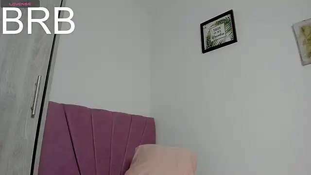 Amira_Falak live XXX chat