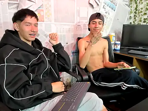 heyy_noah11のライブXXXチャット