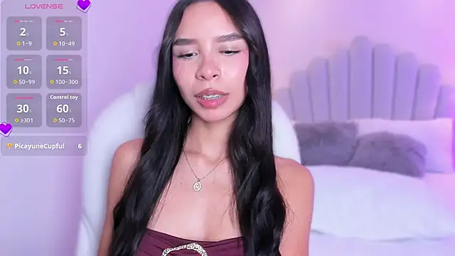 LiathRoseh live XXX chat