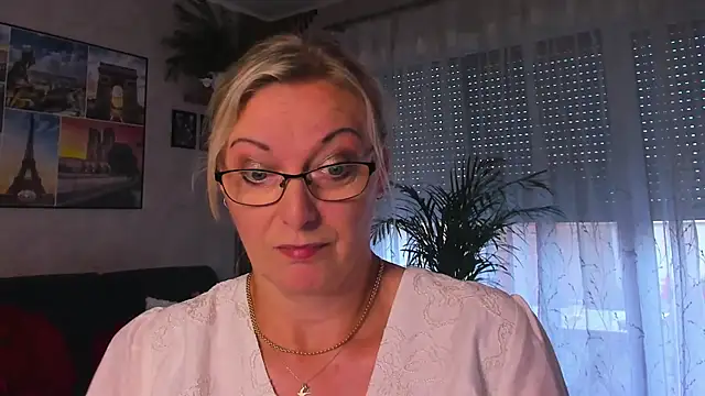 vanessa_chat live XXX chat