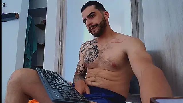 thomas_gun Live XXX-chat