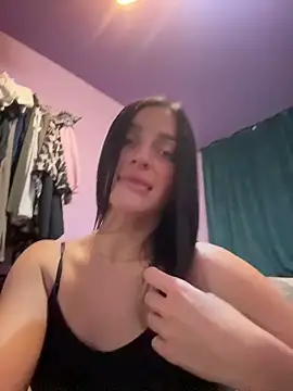 צ'אט XXX בשידור חי של Soft_Pleasure
