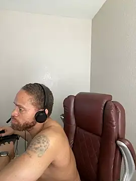 Fathero1time Live XXX Chat