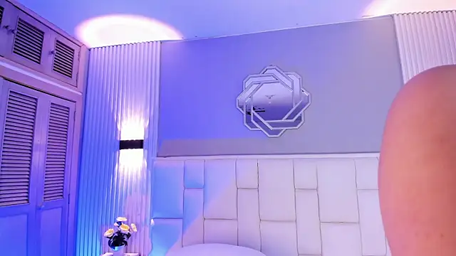 NanaOsaky live XXX chat