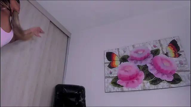 barbie_ds লাইভ XXX চ্যাট