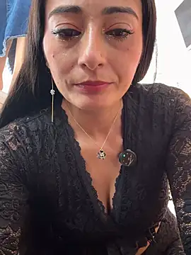 دردشة IsabellaMariet الجنسية المباشرة