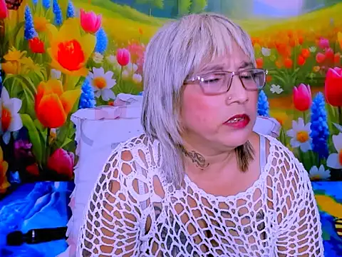indianroxy élő XXX-chatje