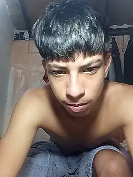 Chat +18 de gabitocm ao vivo