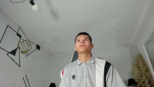 Chat +18 de DylanRoyce_ ao vivo