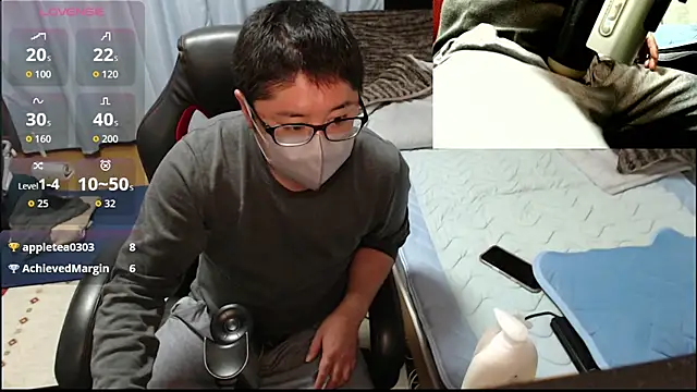 hide39 Webcamshow