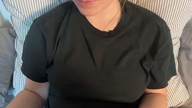 Lucyschicktn Live XXX chat