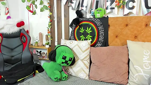 Chat +18 de MeowMota_ ao vivo