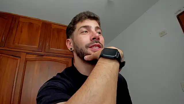 Guyinthemountain Live XXX-chat