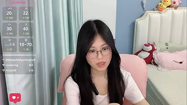 Luna-666 – Naživo XXX chat