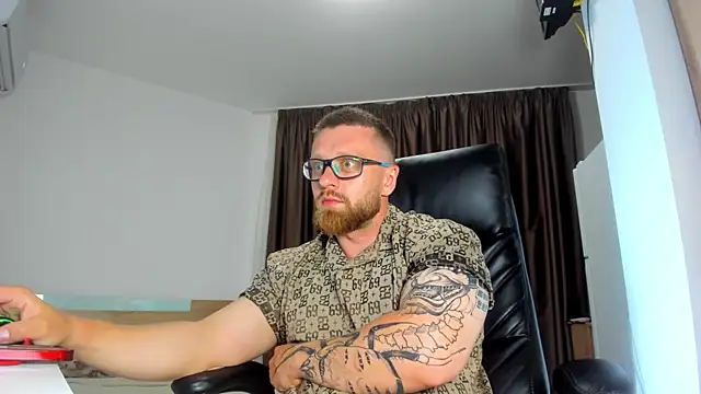Findom_guy – Naživo XXX chat