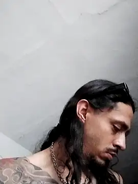 Donstark6669のライブXXXチ  ャット