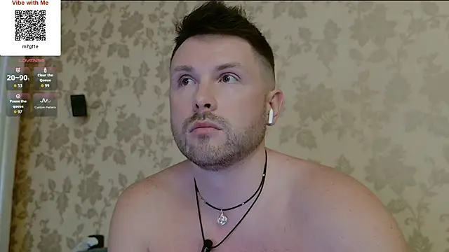 MartinBrandon 即時 XXX 聊天