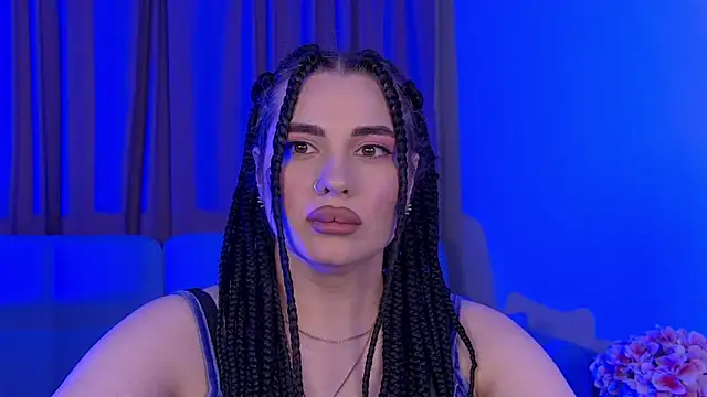 XXX chat uživo modela AdrianaToress