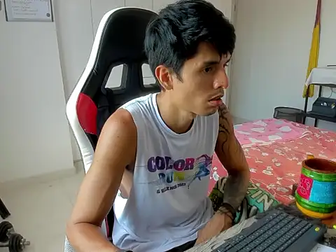 Chat +18 de dantedecentralized ao vivo