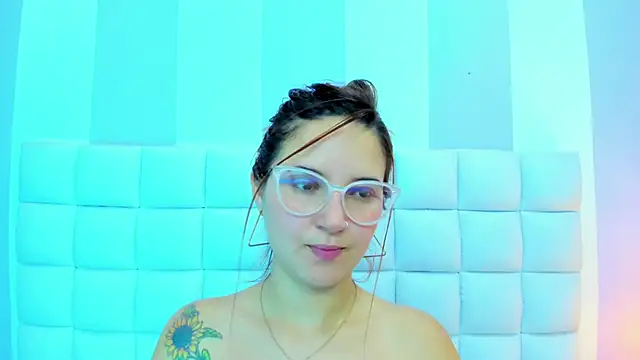 Chat +18 de teresasroom_ ao vivo
