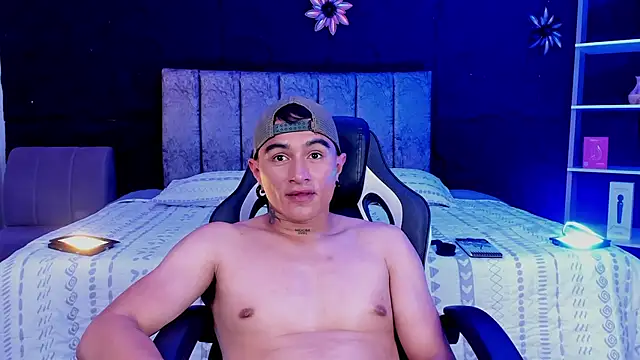 LiamDeepのライブXXXチャット