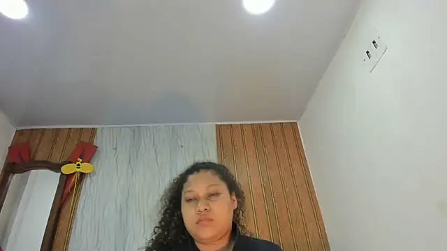 Chatroom XXX en direct de Lunastar02