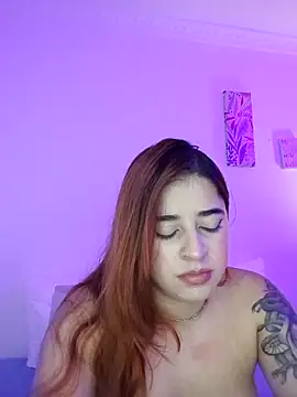 Chatroom XXX en direct de martina_connor1